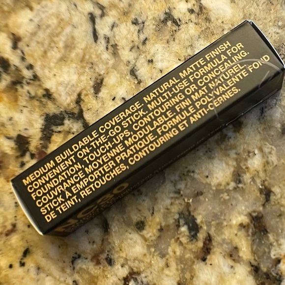 MAC NC30 Studio Fix Soft Matte Foundation Stick - Picture 3 of 3